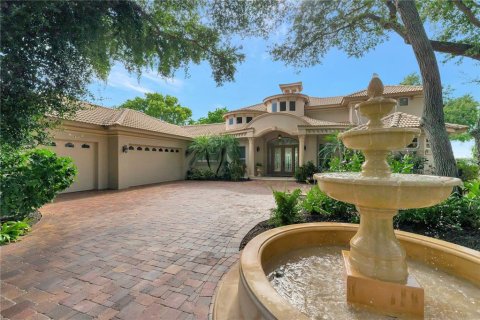 House in Bradenton, Florida 4 bedrooms, 344.3 sq.m. № 2122167 - photo 11