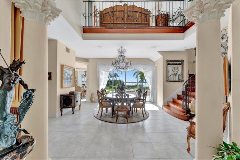 House in Bradenton, Florida 4 bedrooms, 344.3 sq.m. № 2122167 - photo 14