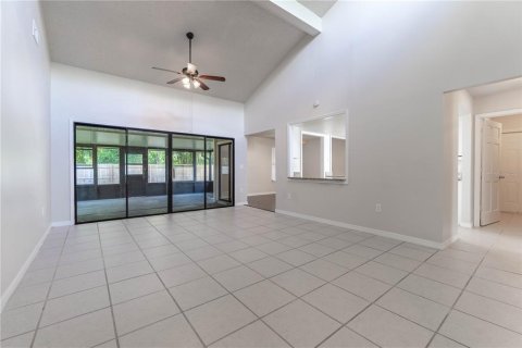 House in Kissimmee, Florida 3 bedrooms, 172.33 sq.m. № 1406459 - photo 5