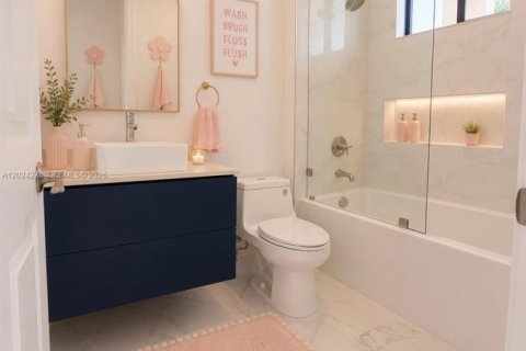 Casa en venta en Miami, Florida, 4 dormitorios, 362.32 m2 № 2085019 - foto 21