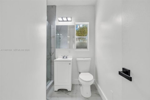 Casa en venta en North Miami, Florida, 3 dormitorios, 148.36 m2 № 2059095 - foto 22