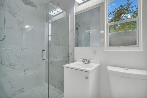 Casa en venta en North Miami, Florida, 3 dormitorios, 148.36 m2 № 2059095 - foto 23