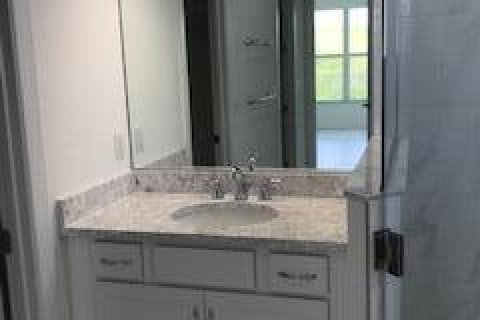 House in Port St. Lucie, Florida 3 bedrooms, 152.92 sq.m. № 2083425 - photo 14