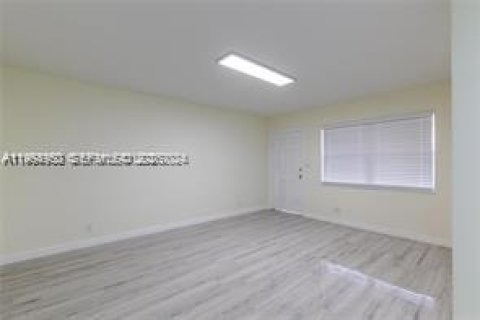 Condominio en alquiler en Hollywood, Florida, 1 dormitorio, 69.68 m2 № 2026450 - foto 7