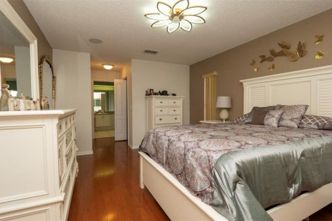 House in Spring Hill, Florida 3 bedrooms, 183.48 sq.m. № 1903869 - photo 18