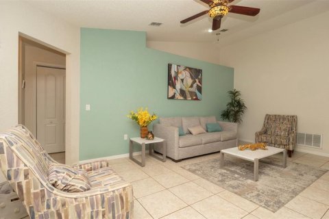 House in Spring Hill, Florida 3 bedrooms, 183.48 sq.m. № 1903869 - photo 15