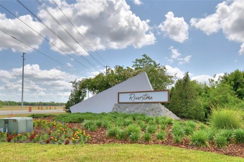 House in Lakeland, Florida 5 bedrooms, 297.29 sq.m. № 1899937 - photo 29