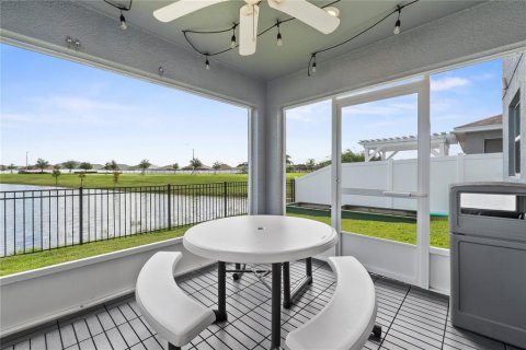 House in Lakeland, Florida 5 bedrooms, 297.29 sq.m. № 1899937 - photo 26