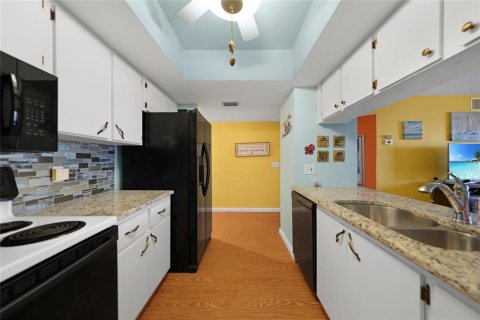 Condo in Punta Gorda, Florida, 3 bedrooms  № 1536772 - photo 7
