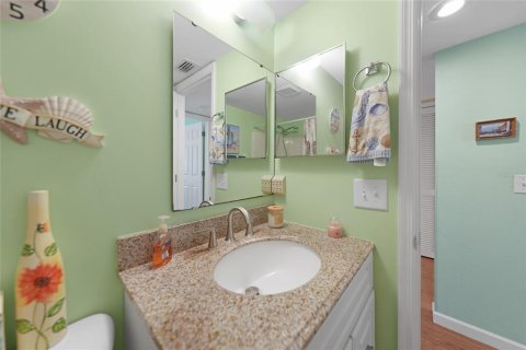 Condo in Punta Gorda, Florida, 3 bedrooms  № 1536772 - photo 23