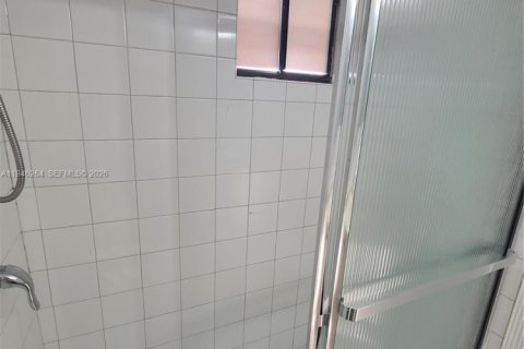 Снять в аренду кондоминиум в Хайалиа, Флорида 2 спальни, 75.44м2, № 2005461 - фото 17