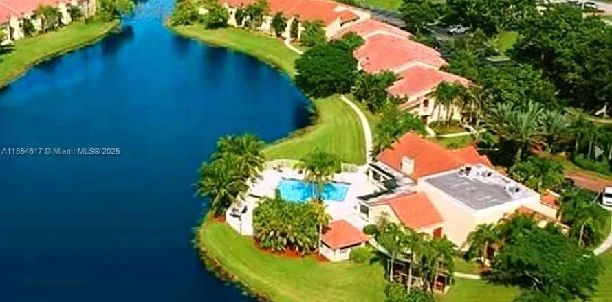 Condominio en Sunrise, Florida, 1 dormitorio  № 1880297
