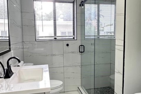 Apartment in Miami, Florida 3 bedrooms, 128.86 sq.m. № 2038422 - photo 17