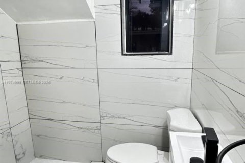 Apartment in Miami, Florida 3 bedrooms, 128.86 sq.m. № 2038422 - photo 19