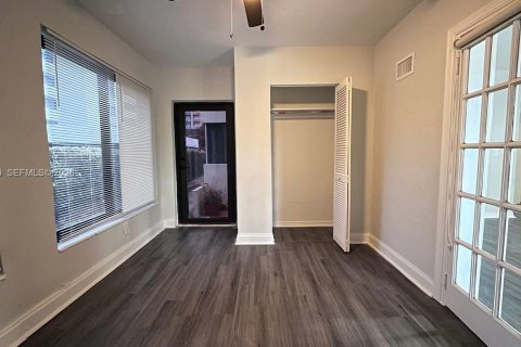 Apartment in Miami, Florida 3 bedrooms, 128.86 sq.m. № 2038422 - photo 5