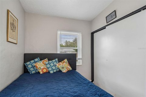 Villa ou maison à vendre à Saint Petersburg, Floride: 4 chambres, 120.4 m2 № 2099849 - photo 21