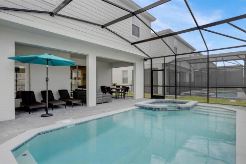 House in Davenport, Florida 7 bedrooms, 300.45 sq.m. № 2222743 - photo 28