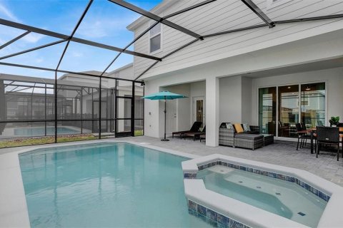 House in Davenport, Florida 7 bedrooms, 300.45 sq.m. № 2222743 - photo 30