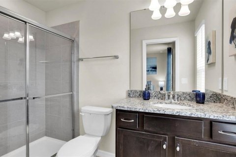 House in Davenport, Florida 7 bedrooms, 300.45 sq.m. № 2222743 - photo 24