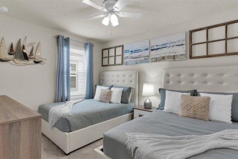 House in Davenport, Florida 7 bedrooms, 300.45 sq.m. № 2222743 - photo 22