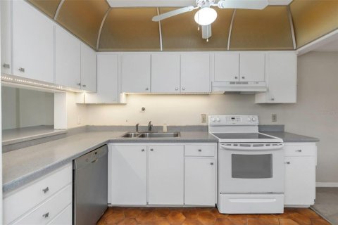 Condominio en venta en Saint Petersburg, Florida, 2 dormitorios, 125.42 m2 № 1824600 - foto 7
