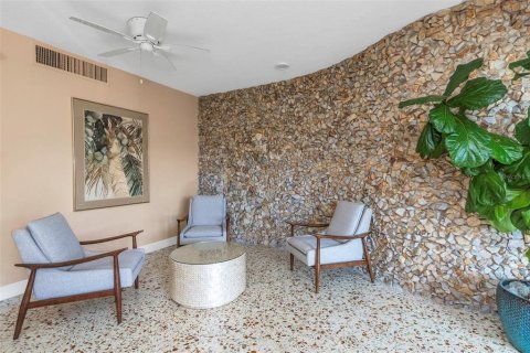 Condominio en venta en Saint Petersburg, Florida, 2 dormitorios, 125.42 m2 № 1824600 - foto 3