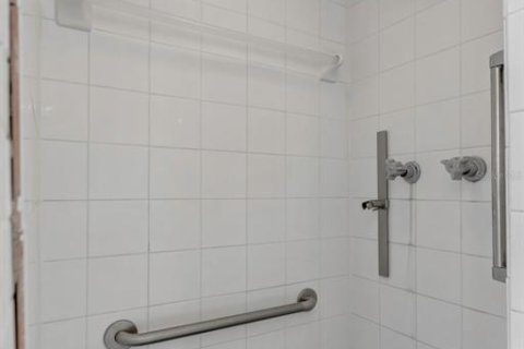 Condominio en venta en Saint Petersburg, Florida, 2 dormitorios, 125.42 m2 № 1824600 - foto 25