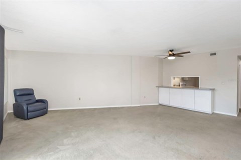 Condominio en venta en Saint Petersburg, Florida, 2 dormitorios, 125.42 m2 № 1824600 - foto 11