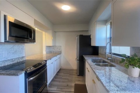 Condominio en alquiler en Orlando, Florida, 2 dormitorios, 95.88 m2 № 2115217 - foto 5