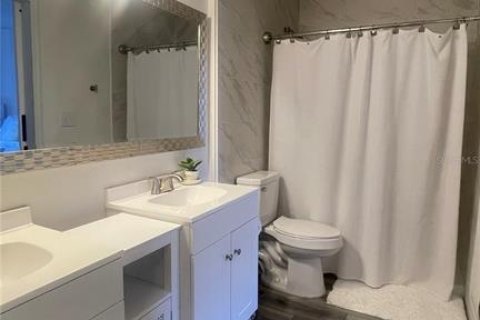 Condominio en alquiler en Orlando, Florida, 2 dormitorios, 95.88 m2 № 2115217 - foto 16