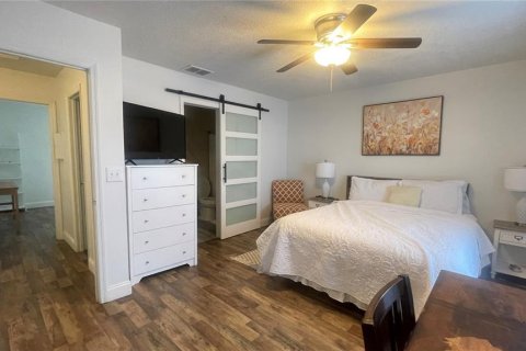 Condominio en alquiler en Orlando, Florida, 2 dormitorios, 95.88 m2 № 2115217 - foto 13