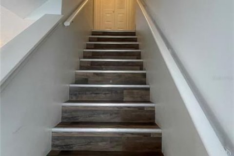 Condominio en alquiler en Orlando, Florida, 2 dormitorios, 95.88 m2 № 2115217 - foto 11