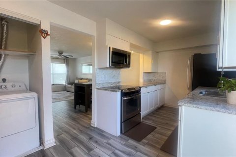 Condominio en alquiler en Orlando, Florida, 2 dormitorios, 95.88 m2 № 2115217 - foto 7