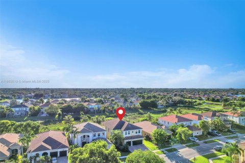 Casa en venta en Wellington, Florida, 5 dormitorios, 285.77 m2 № 1889391 - foto 2