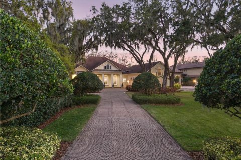 House in Orlando, Florida 4 bedrooms, 498.89 sq.m. № 1526627 - photo 3
