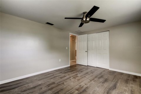 House in New Port Richey, Florida 2 bedrooms, 104.52 sq.m. № 1819170 - photo 23