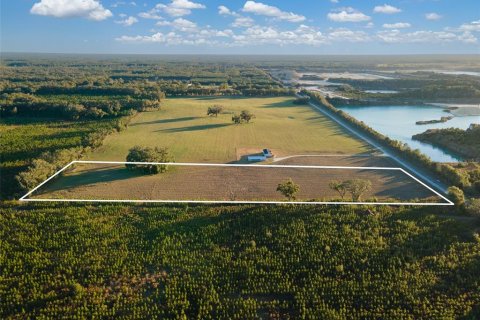 Land in Newberry, Florida № 2113329