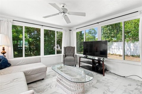 Villa ou maison à vendre à Saint Petersburg, Floride: 2 chambres, 124.86 m2 № 2291115 - photo 19