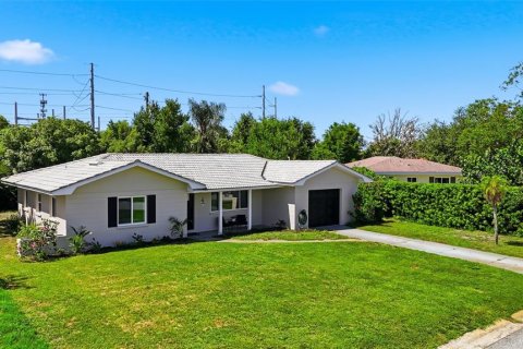 Villa ou maison à Saint Petersburg, Floride 2 chambres, 124.86 m2 № 2291115