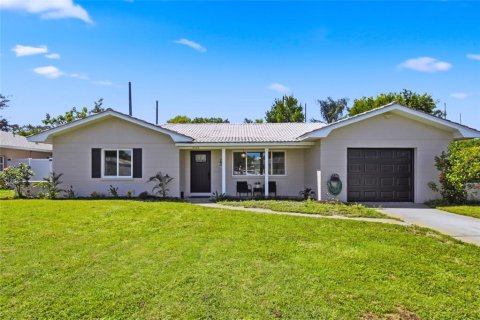 Villa ou maison à vendre à Saint Petersburg, Floride: 2 chambres, 124.86 m2 № 2291115 - photo 2
