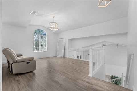 House in Orlando, Florida 4 bedrooms, 221.11 sq.m. № 1893832 - photo 11