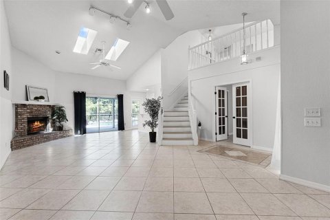 House in Orlando, Florida 4 bedrooms, 221.11 sq.m. № 1893832 - photo 7