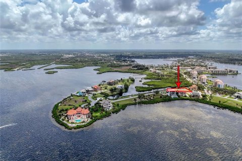 Купить земельный участок в Порт-Ричи, Флорида № 1773812 - фото 6