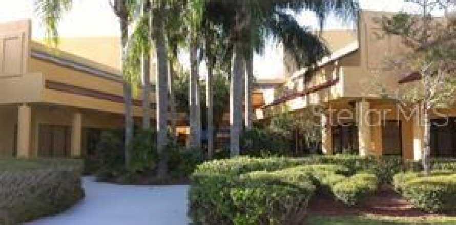 Immobilier commercial à Sanford, Floride № 2364558