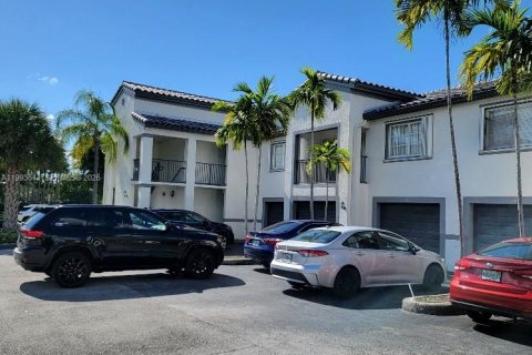 Condo in Doral, Florida, 1 bedroom № 2056545