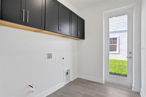 Купить виллу или дом в Лейквуд Ранч, Флорида 4 комнаты, 213.21м2, № 1551384 - фото 25