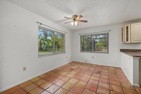 House in Sarasota, Florida 4 bedrooms, 253.07 sq.m. № 1725461 - photo 8