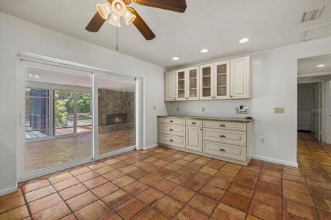 House in Sarasota, Florida 4 bedrooms, 253.07 sq.m. № 1725461 - photo 13