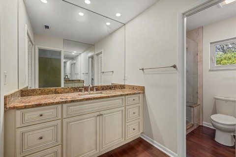 House in Sarasota, Florida 4 bedrooms, 253.07 sq.m. № 1725461 - photo 24