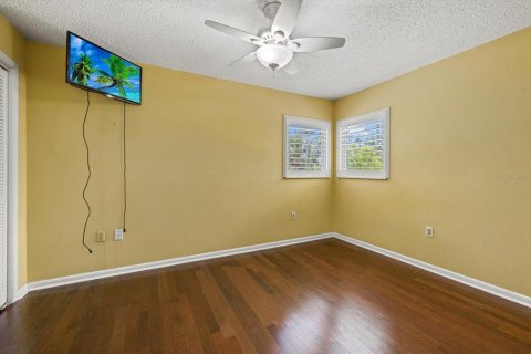 House in Sarasota, Florida 4 bedrooms, 253.07 sq.m. № 1725461 - photo 20